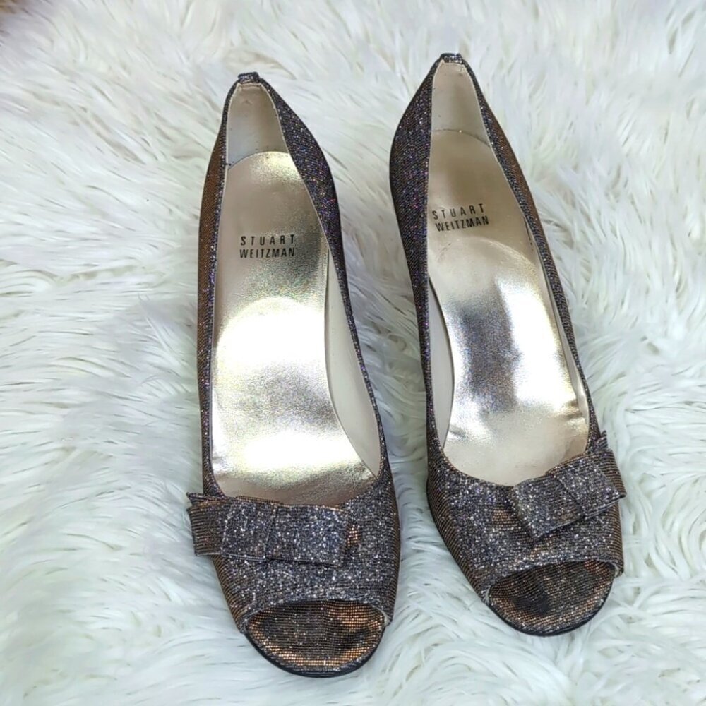 Stuart Weitzman bronze silver glitter bow peep toe heels - Picture 2 of 7